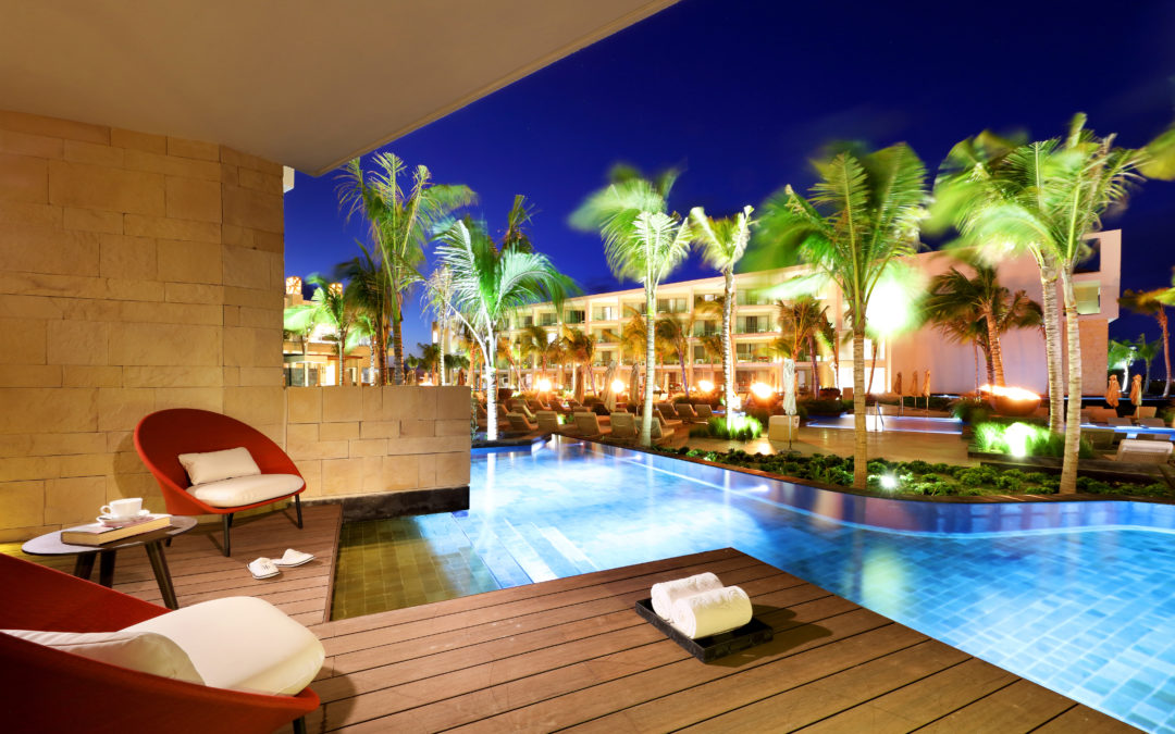 The Top 5 Best Swim up Rooms in Cancun