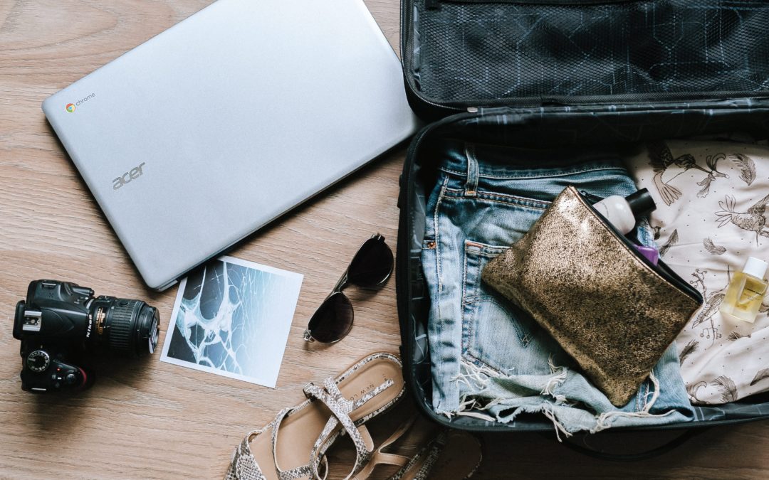 Women’s Travel Essentials: 7 Must-have Items