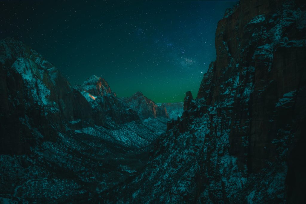 zion stars at night. one of the best national parks to visit in April. 